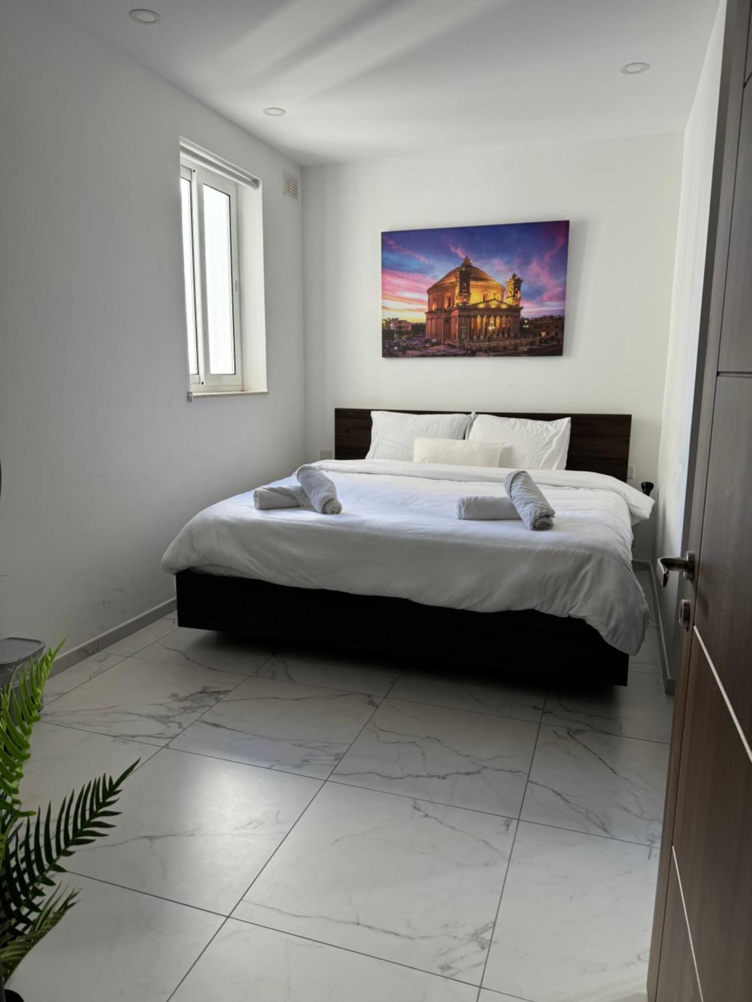 Designer 3 Bedroom And 3 Bathroom Apartment In Swatar Birkirkara Luaran gambar